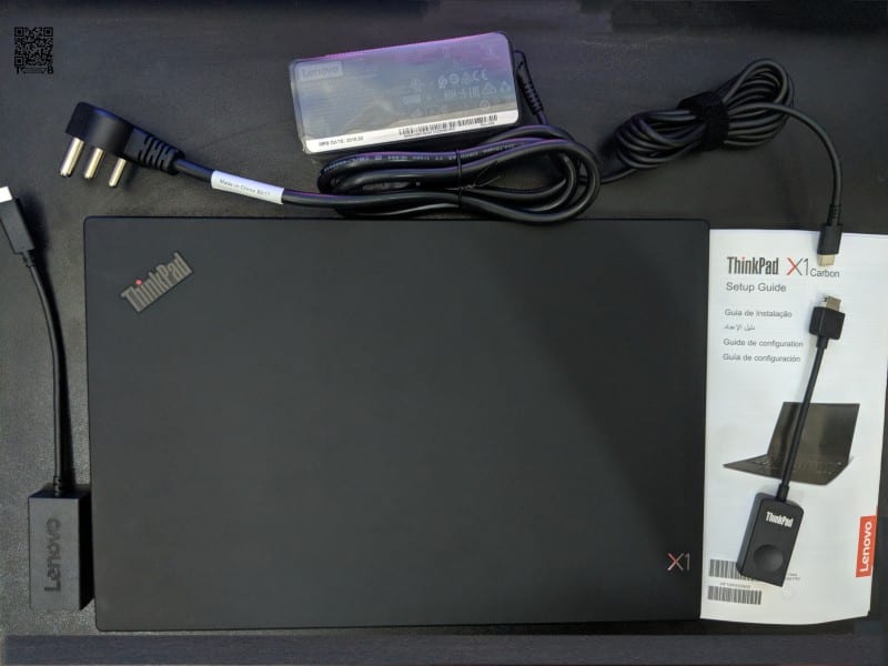 Lenovo ThinkPad X1 Carbon 6th Gen Box Contents 