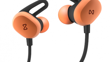 Myntra and Jabong announces Blink Play smart wearable device Blink Play