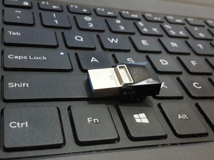 Kingston's DataTraveler microDuo Kingston's DataTraveler microDuo
