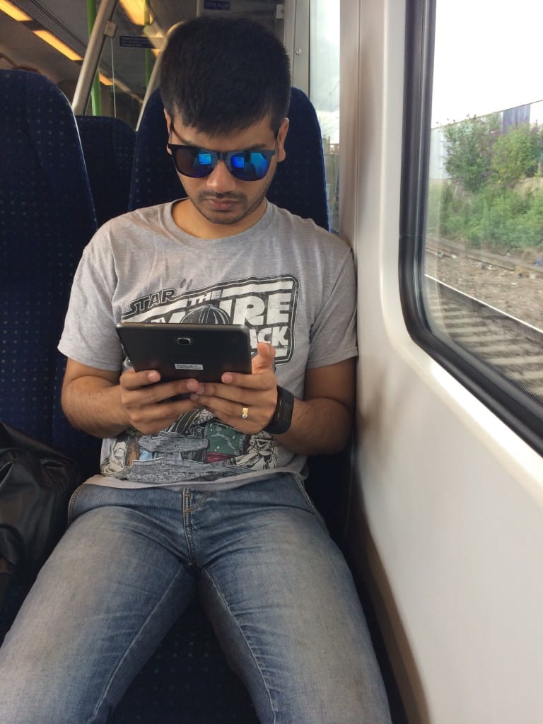 Using the Samsung Galaxy Tab A whilst on overground from London Paddington to Southall