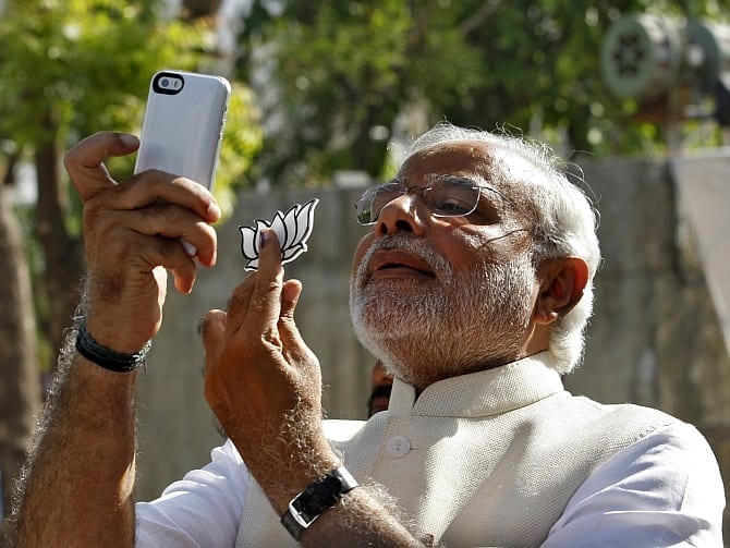 modi-selfie