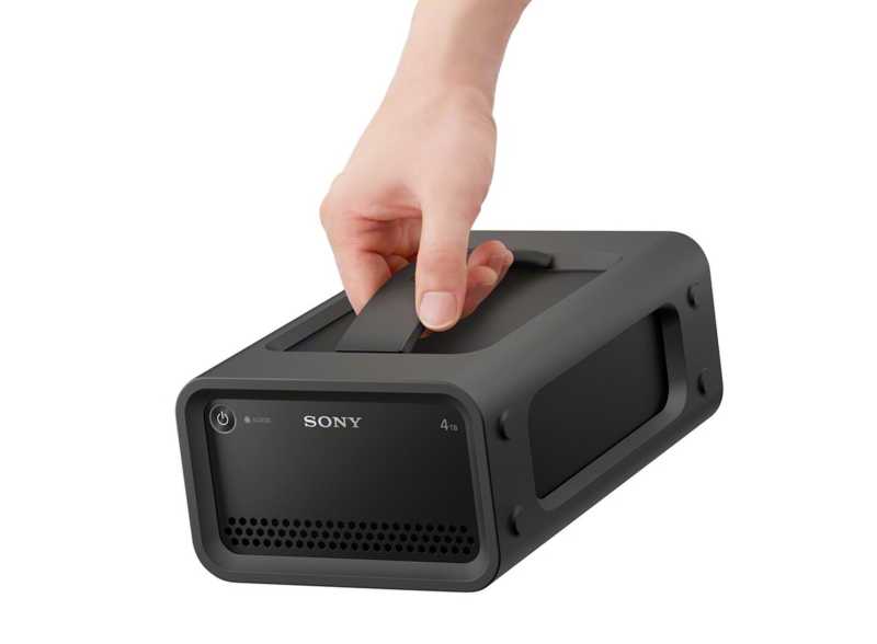 SONY HDD-RAID_with_Hand_4-4TB_-Mid