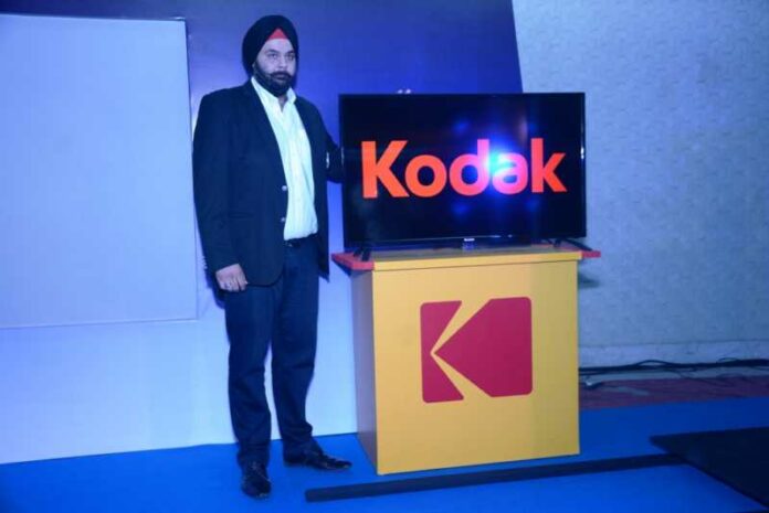 Mr. Avneet Singh Marwa, Director, SPPL, launching Kodak TV India (3)