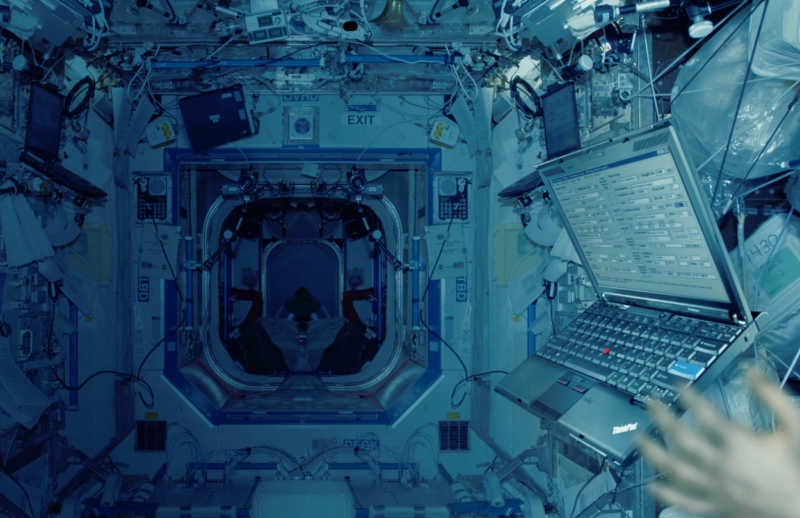 Thinkpad in space_shuttle