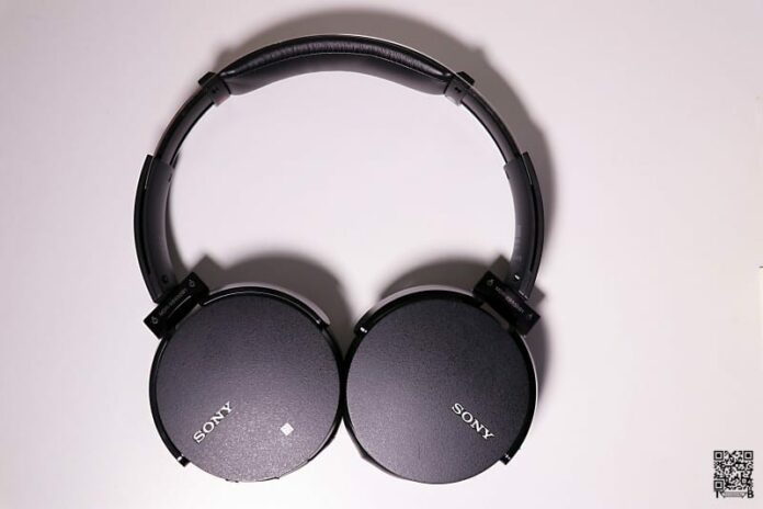 Sony MDR-XB950B1 Extra Bass Headphones Review