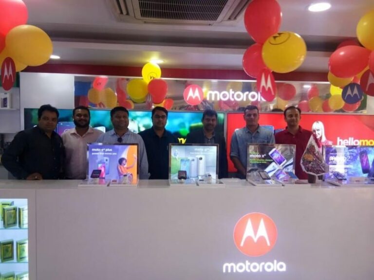 Motorola announces 100 new Moto Hubs in Gujarat