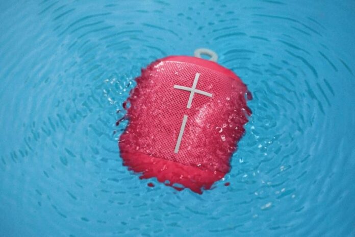 Ultimate Ears WONDERBOOM freestyle collection portable Bluetooth speaker Ultimate Ears WONDERBOOM freestyle collection portable Bluetooth speaker