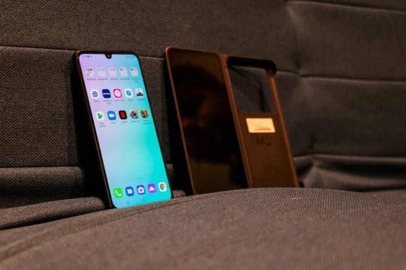 LG G8X Thinq | Dual Screen : The Unbiased Blog