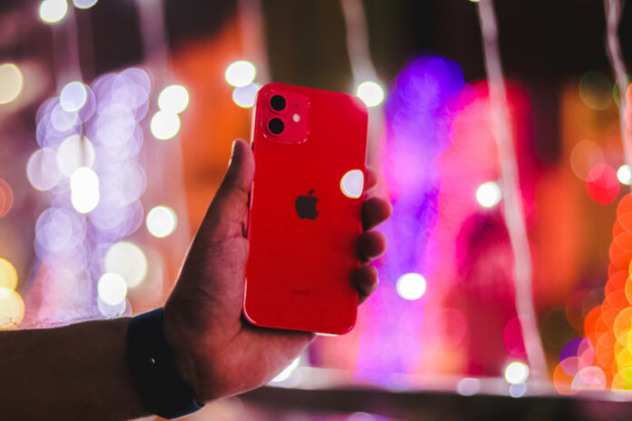 iPhone 12 iPhone 12