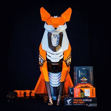 Fox My Box Kitsun