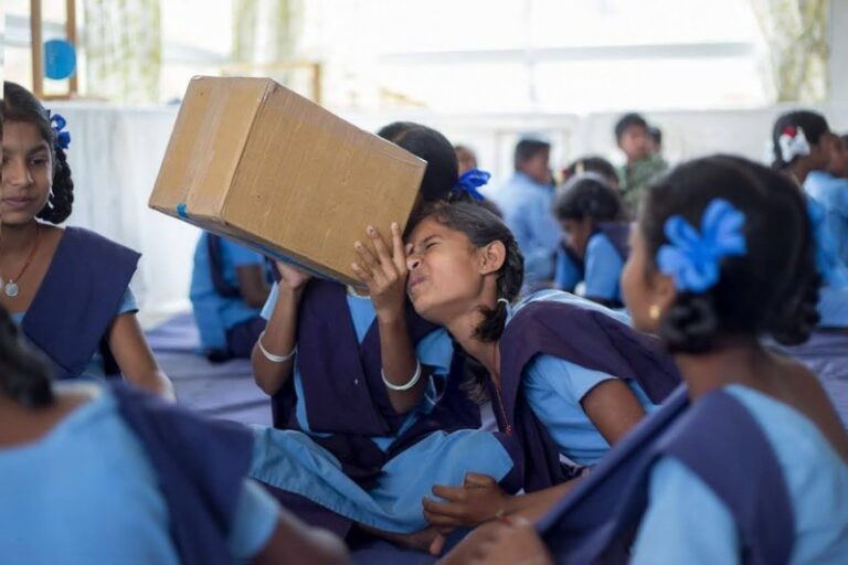 Lenovo supports underprivileged students across India with Agastya Foundation