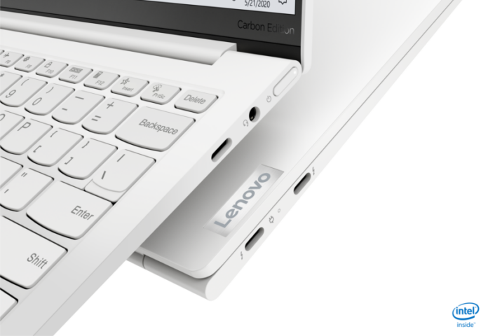 11_Yoga_Slim_7_Carbon_Closeup_Ports