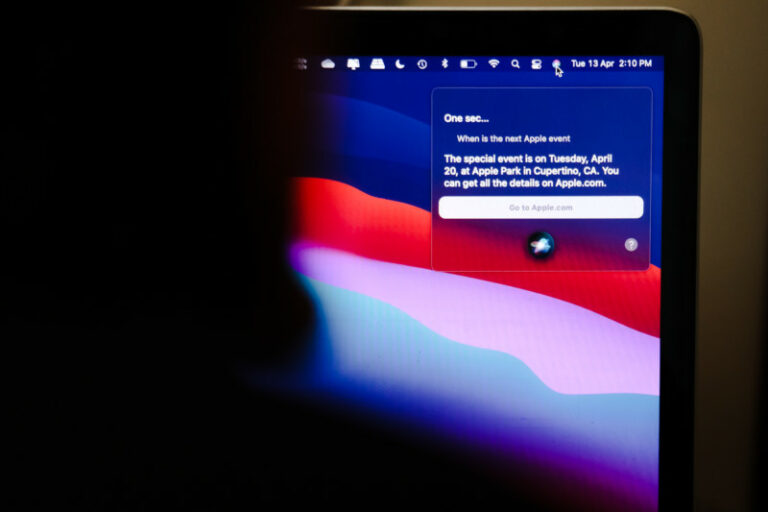 Apple sends out invites for ‘Spring Loaded’ event on April 20. Siri had revealed it earlier today!