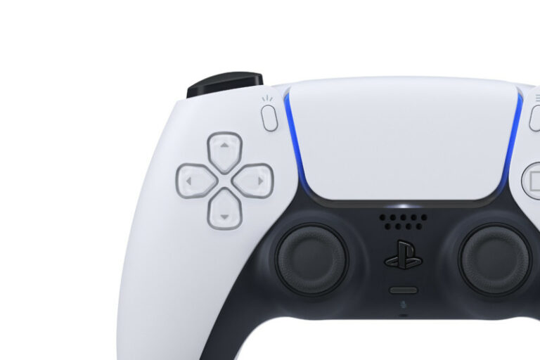 Sony now allows using the DualSense controller to play PS5 on Apple devices