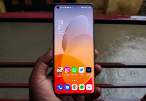 Oppo Reno 6 Pro 5G Display