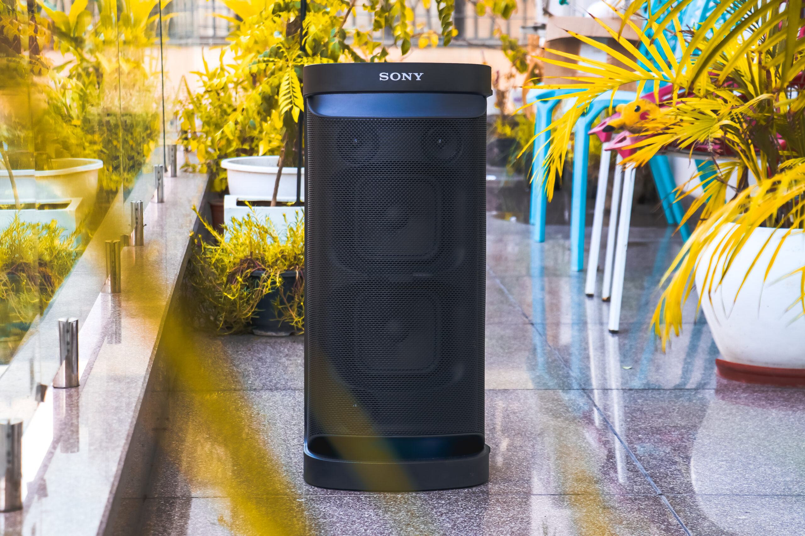 Sony SRS-XP700 Review: Big and Bulky 5 Sony SRS-XP700 Review: Big and Bulky