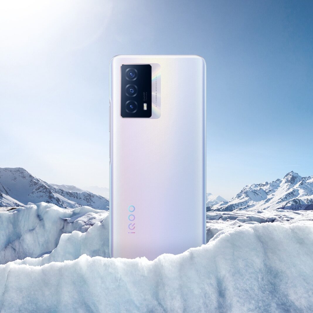 Arctic Dawn iQOO launches Z5